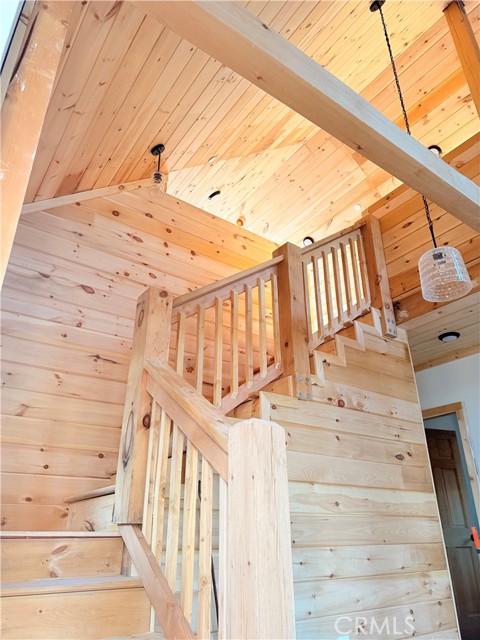 Image 6 of 11 For 33149 Holcomb Creek Drive