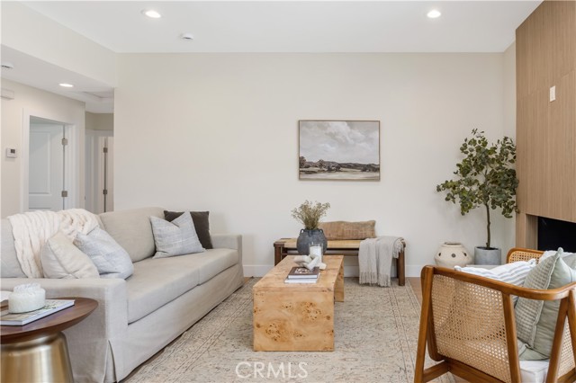 25652 Cervantes Lane, Mission Viejo CA: https://media.crmls.org/medias/64286fda-2920-4527-9354-6fec027ba6b5.jpg