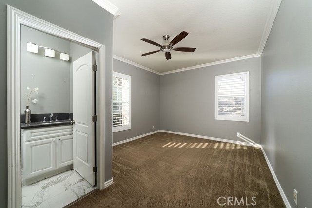 26 Upland, Irvine CA: https://media.crmls.org/medias/6428d662-2c01-4ab6-9b1b-cdad4fddc21b.jpg