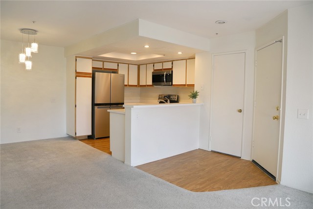 Detail Gallery Image 5 of 17 For 8506 E Baker Hill Rd #D,  Orange,  CA 92869 - 1 Beds | 1 Baths