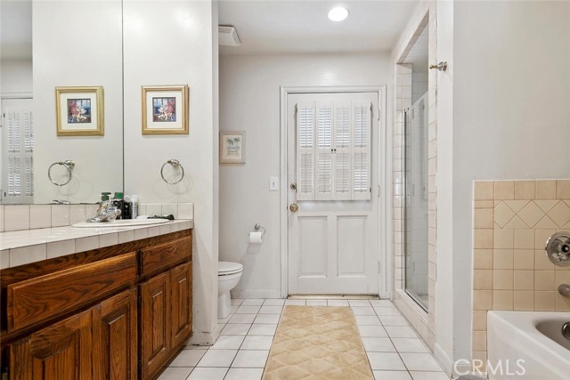 Detail Gallery Image 27 of 40 For 18850 Hatteras St #5,  Tarzana,  CA 91356 - 3 Beds | 2/1 Baths