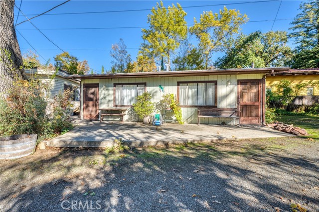 Detail Gallery Image 2 of 35 For 14051 - 14043 Lakeshore Dr #5 & 6,  Clearlake,  CA 95422 - 2 Beds | 2 Baths