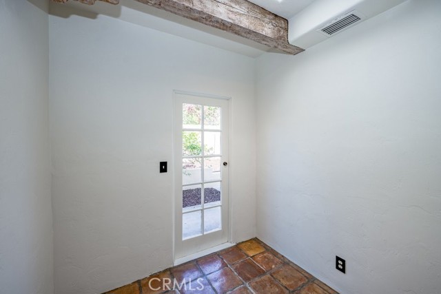 Detail Gallery Image 27 of 41 For 281 San Gabriel Ct, Sierra Madre,  CA 91024 - 4 Beds | 2 Baths
