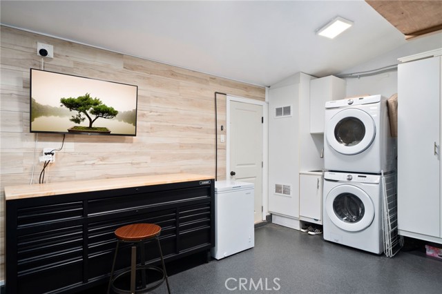 Detail Gallery Image 40 of 40 For 2273 Columbia Dr, Costa Mesa,  CA 92626 - 3 Beds | 2 Baths