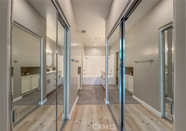 4766 Taranto Way, Oak Park CA: https://media.crmls.org/medias/642bf5d5-0edb-471e-b6aa-a31f3f8269d5.jpg