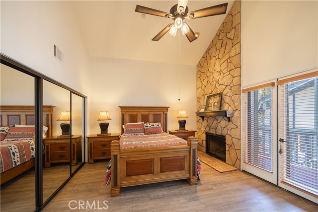 Detail Gallery Image 16 of 31 For 39802 Lakeview Dr #26,  Big Bear Lake,  CA 92315 - 2 Beds | 2/1 Baths