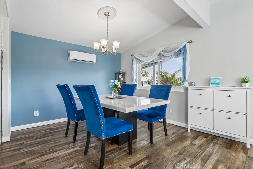 MLS #OC26152459 image #9