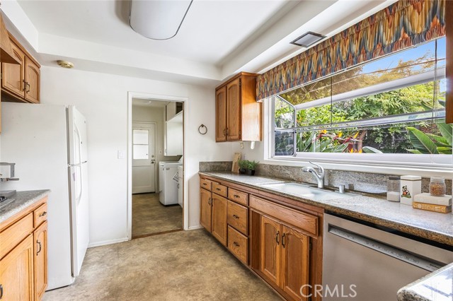 4600 Santa Lucia Drive photo 3