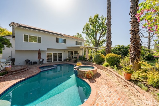 27093 Esward Drive, Calabasas CA: https://media.crmls.org/medias/642ebec6-3fd9-47c1-95f0-81bb2ef3fce9.jpg
