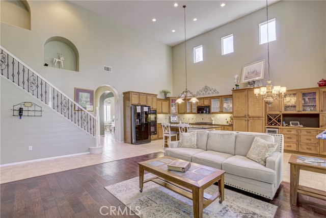 Detail Gallery Image 15 of 49 For 31972 Calle Balareza, Temecula,  CA 92592 - 4 Beds | 2/1 Baths