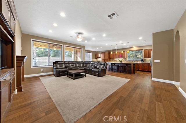 Detail Gallery Image 8 of 62 For 29351 Castaway Ct, Menifee,  CA 92585 - 3 Beds | 2/1 Baths