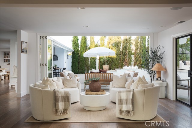 Detail Gallery Image 7 of 31 For 1700 Highland Dr, Newport Beach,  CA 92660 - 5 Beds | 6/1 Baths