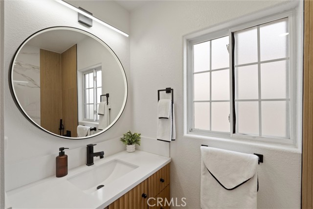 Detail Gallery Image 16 of 46 For 1675 W Mells, Anaheim,  CA 92802 - 4 Beds | 2/1 Baths