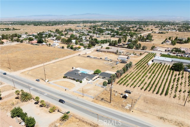 Detail Gallery Image 12 of 75 For 2039 Columbia Way, Palmdale,  CA 93551 - 6 Beds | 4 Baths