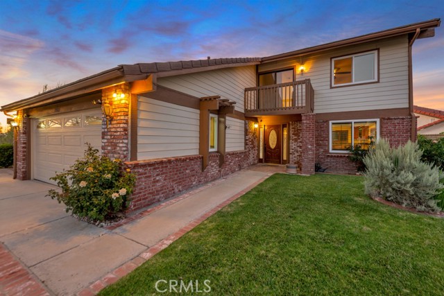 18665 Pad Court, Newhall CA: https://media.crmls.org/medias/64314120-0993-45af-b1ea-1786e215b6ae.jpg