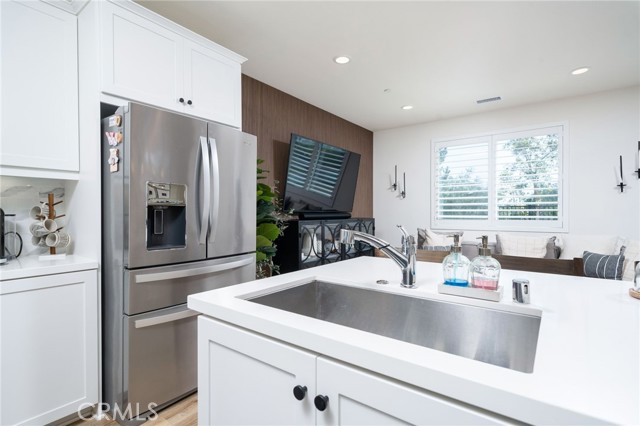 Detail Gallery Image 10 of 49 For 3580 E Lantern Paseo #142,  Ontario,  CA 91761 - 3 Beds | 2/1 Baths