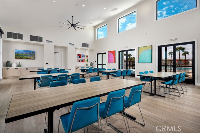 Detail Gallery Image 10 of 17 For 36342 Warren Dr, Palm Desert,  CA 92211 - 3 Beds | 2/1 Baths