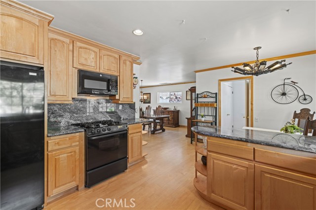 Detail Gallery Image 10 of 53 For 2272 Colmena St, La Canada Flintridge,  CA 91011 - 4 Beds | 2 Baths