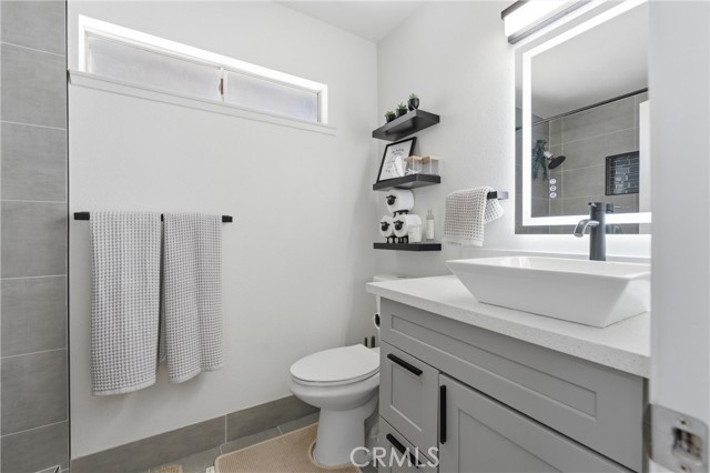 Detail Gallery Image 12 of 21 For 44509 Watford Ave, Lancaster,  CA 93535 - 3 Beds | 2 Baths