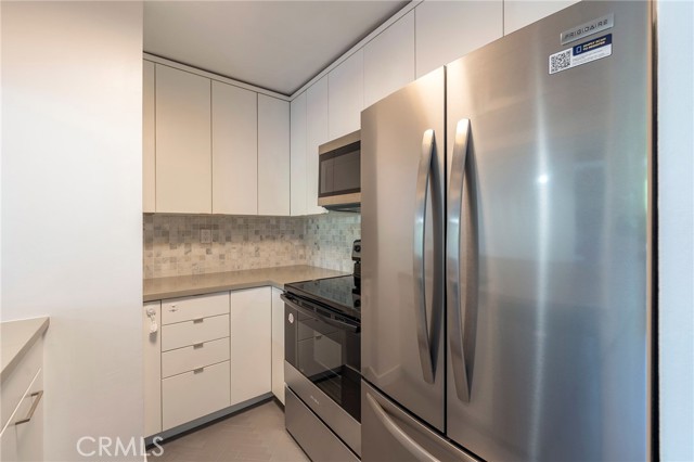 Detail Gallery Image 13 of 42 For 1440 Veteran Ave #403,  Los Angeles,  CA 90024 - 1 Beds | 1 Baths