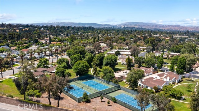 1024 Ardmore Circle, Redlands CA: https://media.crmls.org/medias/64325a40-2332-4cfa-8d87-7f94129b744d.jpg