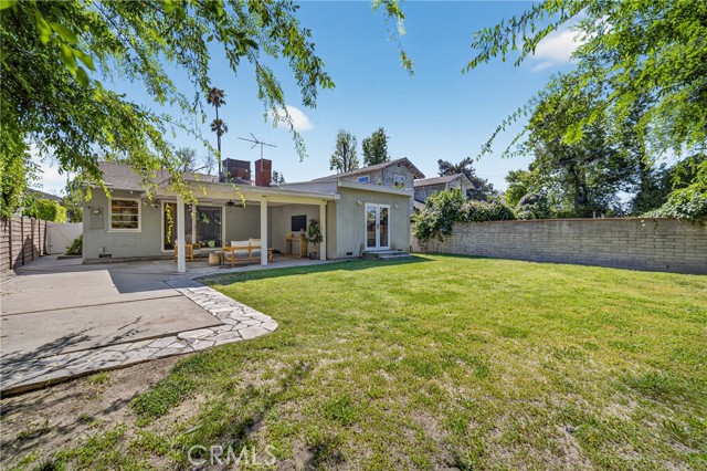 Detail Gallery Image 30 of 37 For 22647 Clarendon St, Woodland Hills,  CA 91367 - 3 Beds | 2 Baths