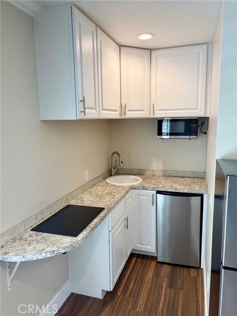 Image 3 of 16 For 23922 Conesgtoga Avenue