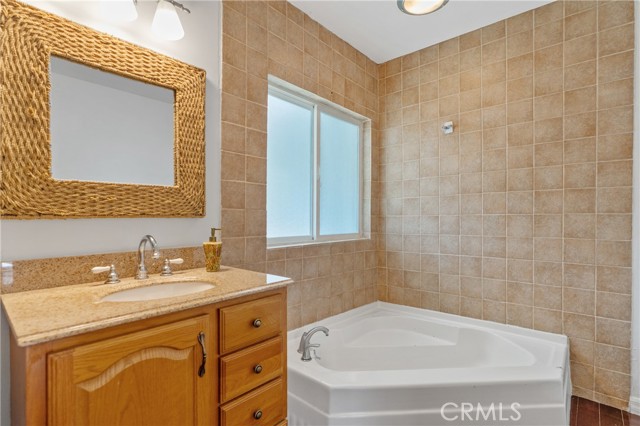 Detail Gallery Image 38 of 55 For 23777 Mulholland Hwy #62,  Calabasas,  CA 91302 - 4 Beds | 4 Baths