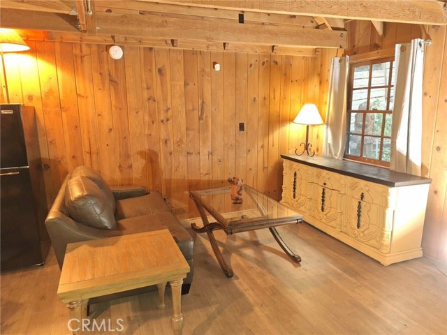 Detail Gallery Image 2 of 9 For 23844 Bowl Rd, Crestline,  CA 92325 - 2 Beds | 1 Baths