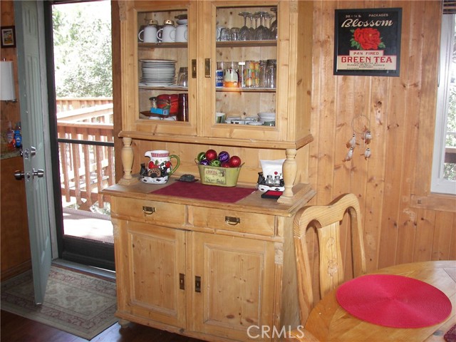 Detail Gallery Image 14 of 39 For 21524 Crest Forest Dr, Cedarpines Park,  CA 92322 - 2 Beds | 1 Baths