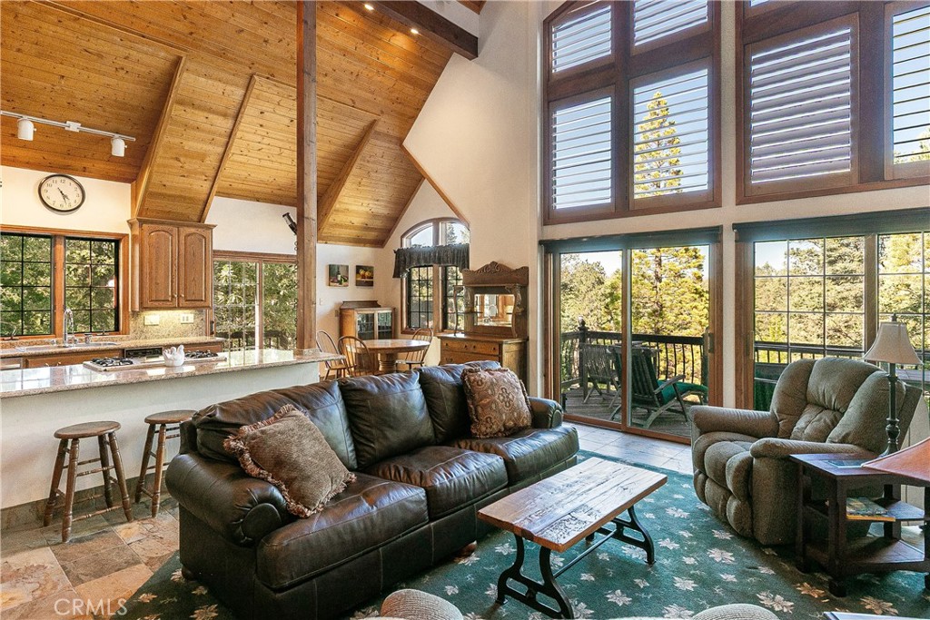 MLS #IG25174207 image #16