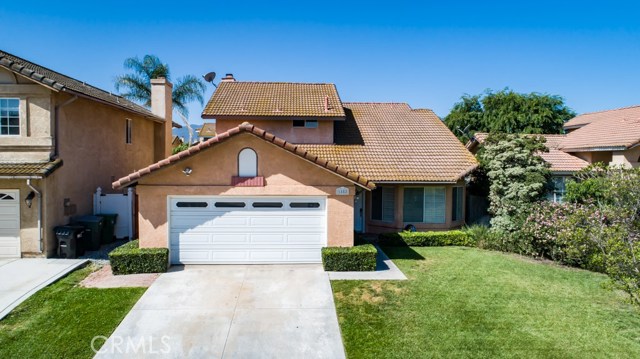 1852 Majestic Dr, Corona, CA 92878