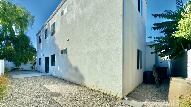 11125 Glenoaks Boulevard, Pacoima CA: https://media.crmls.org/medias/6437c835-8343-4e37-a197-e31c60803c4d.jpg