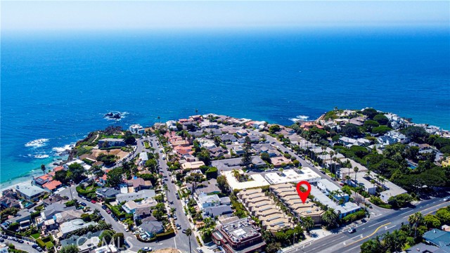 Detail Gallery Image 2 of 43 For 1569 N Coast #3,  Laguna Beach,  CA 92651 - 2 Beds | 2 Baths