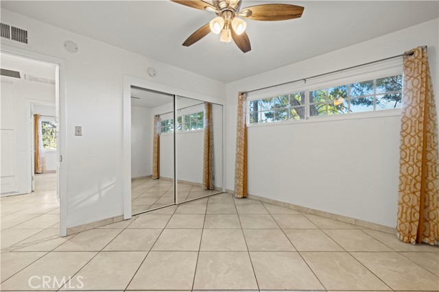 10685 Ledeen Drive, Lakeview Terrace CA: https://media.crmls.org/medias/64388f5a-e1e2-4663-9729-b9fc0084be67.jpg