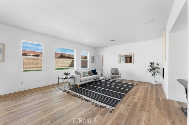 Detail Gallery Image 15 of 69 For 37920 Pisces Cir, Palmdale,  CA 93552 - 5 Beds | 4 Baths