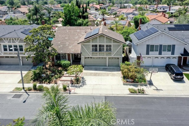 20931 Avenida Amapola, Lake Forest CA: https://media.crmls.org/medias/643948ba-4c10-46e5-a559-17dae174fa75.jpg