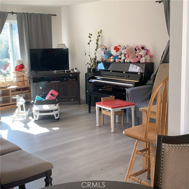 Detail Gallery Image 19 of 40 For 21812 Stonepine, Diamond Bar,  CA 91765 - 3 Beds | 2 Baths