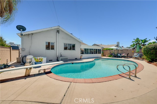 Detail Gallery Image 29 of 31 For 1313 W Ash Ave, Fullerton,  CA 92833 - 3 Beds | 2 Baths