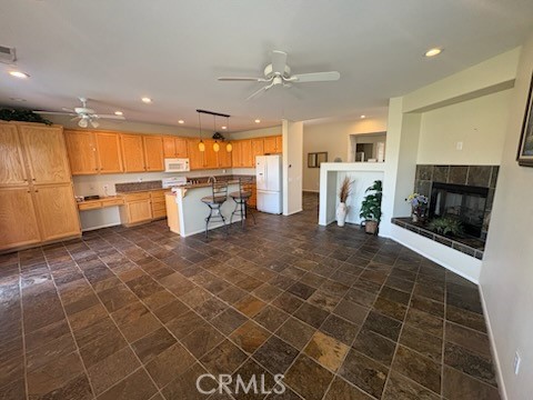 Detail Gallery Image 8 of 14 For 28600 Grandview, Moreno Valley,  CA 92555 - 3 Beds | 2/1 Baths