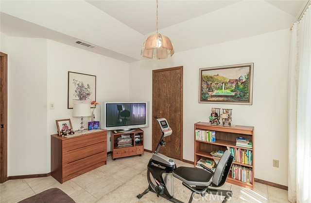 Detail Gallery Image 30 of 50 For 7355 N Pacific Ave, Fresno,  CA 93711 - 4 Beds | 3 Baths