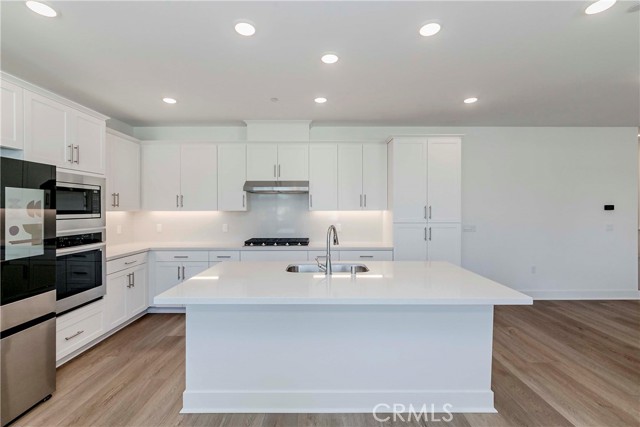 Detail Gallery Image 8 of 45 For 6007 Clementine Lane #21,  Cypress,  CA 90630 - 2 Beds | 2 Baths