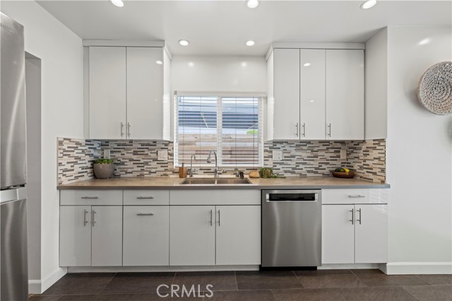 Detail Gallery Image 14 of 43 For 5834 Satsuma Ave, North Hollywood,  CA 91601 - 3 Beds | 2 Baths