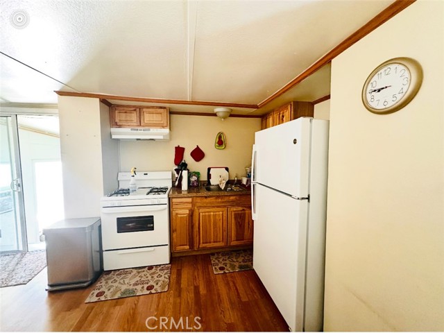 Detail Gallery Image 10 of 26 For 451 Parker Dam #B11,  –,  CA 92267 - 2 Beds | 2 Baths