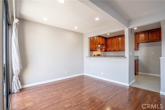 Detail Gallery Image 5 of 12 For 435 S Virgil Ave #310,  Los Angeles,  CA 90020 - 1 Beds | 1 Baths