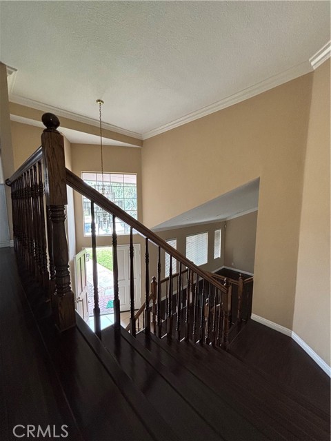 17092 Whispering Brook Way, Riverside CA: https://media.crmls.org/medias/643e2ec5-cdd4-4b24-b95a-f6632680e122.jpg