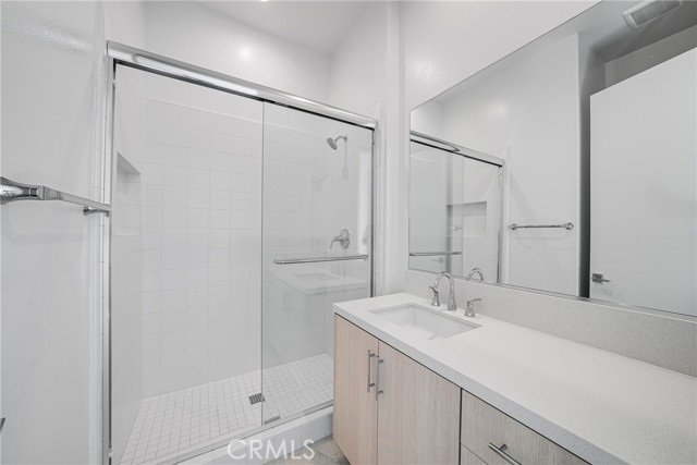 Detail Gallery Image 27 of 31 For 121 Wild Flower, Lake Forest,  CA 92630 - 5 Beds | 5 Baths