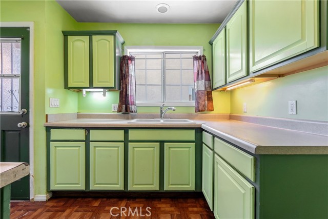 Detail Gallery Image 11 of 50 For 1654 W 216th St, Torrance,  CA 90501 - 3 Beds | 2 Baths