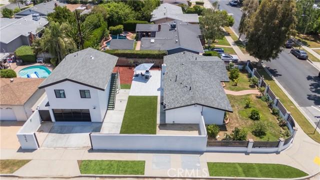 Detail Gallery Image 5 of 53 For 20133 Superior St, Chatsworth,  CA 91311 - 4 Beds | 3 Baths