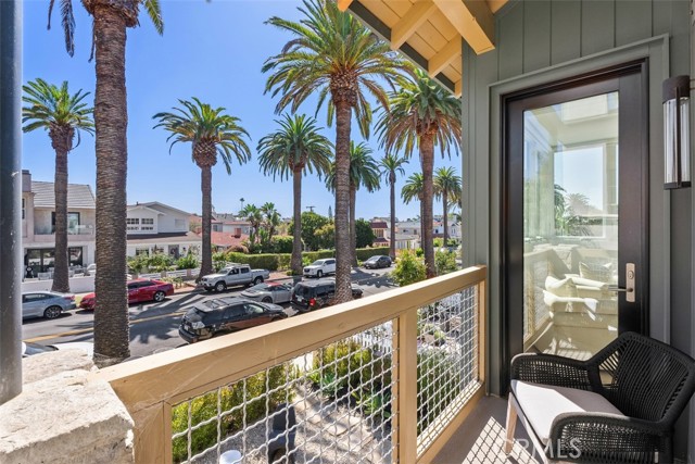 Detail Gallery Image 20 of 30 For 619 Marguerite Ave, Corona Del Mar,  CA 92625 - 3 Beds | 3/1 Baths